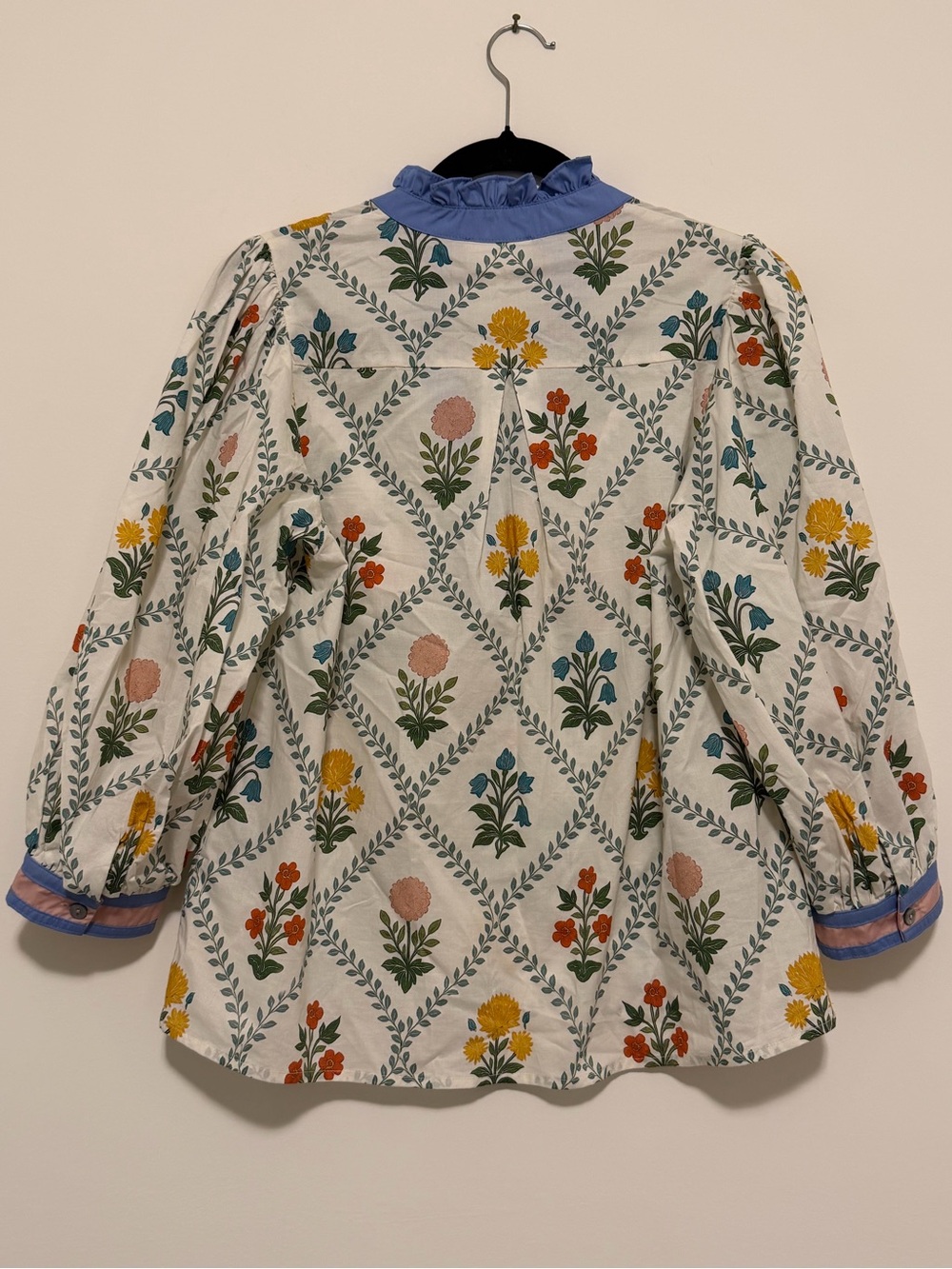 Entro NWT Size Small Floral Print Blouse Boho Cottagecore - Picture 2 of 6